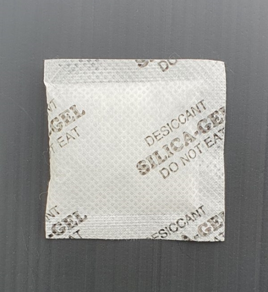 Gói chống ẩm Silicagel 2gr vỏ vải - Chống ẩm Sun Gel Vina - Công Ty TNHH Sun Gel Vina